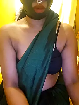 Snapshot of yourdirtyslut69 chatting on 12-15-24, 04:04 yourdirtyslut69 online show from 12-15-24, 04:04