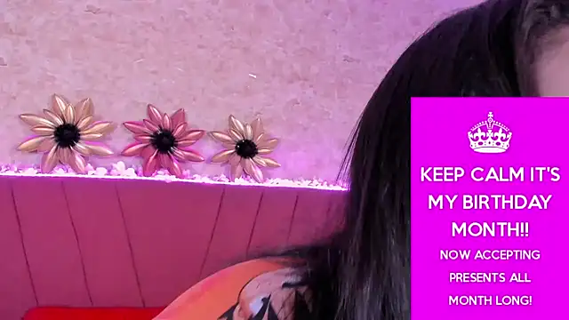 Snapshot of LorenaStevens chatting on 01-11-25, 03:42 LorenaStevens online show from 01-11-25, 03:42