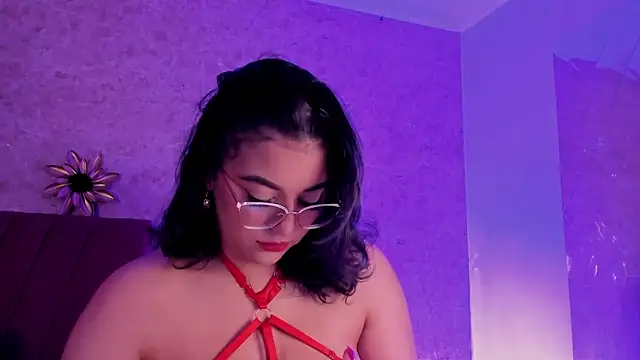 Snapshot of LorenaStevens chatting on 10-01-25, 01:39 LorenaStevens online show from 10-01-25, 01:39