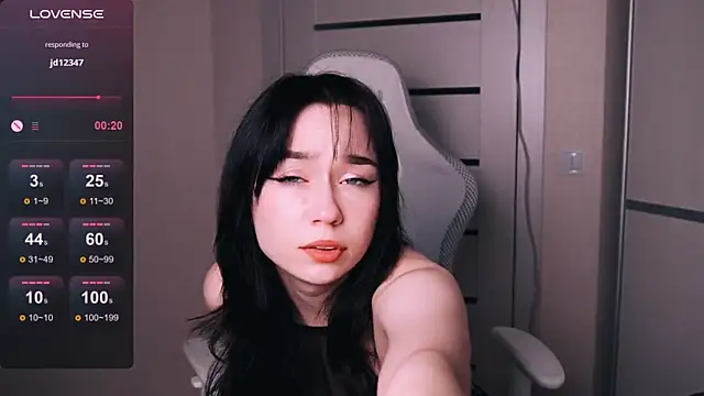 Snapshot of Kimiko__ chatting on 06-24-26, 07:40 Kimiko online show from 06-24-26, 07:40