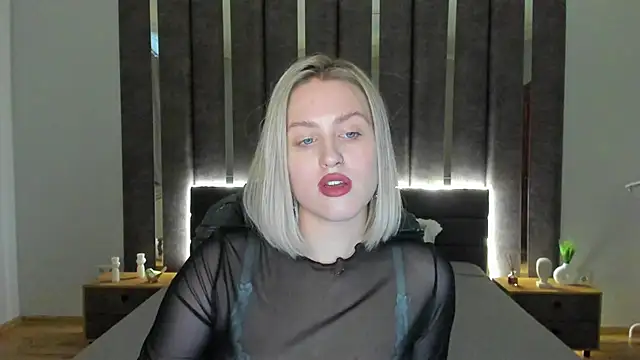 Snapshot of _Sarah_Soul_ chatting on 01-09-25, 03:58 Sarah Soul online show from 01-09-25, 03:58