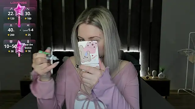 Snapshot of _Sarah_Soul_ chatting on 01-23-25, 12:57 Sarah Soul online show from 01-23-25, 12:57