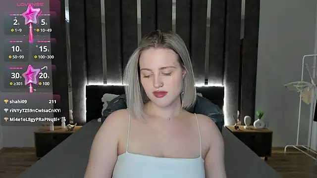 Snapshot of _Sarah_Soul_ chatting on 01-23-25, 07:00 Sarah Soul online show from 01-23-25, 07:00