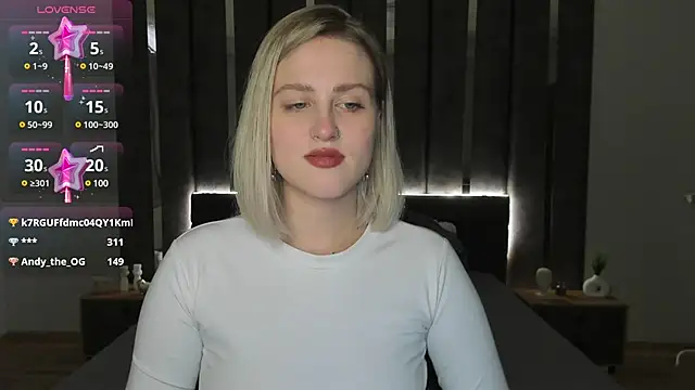 Snapshot of _Sarah_Soul_ chatting on 02-01-25, 06:54 Sarah Soul online show from 02-01-25, 06:54