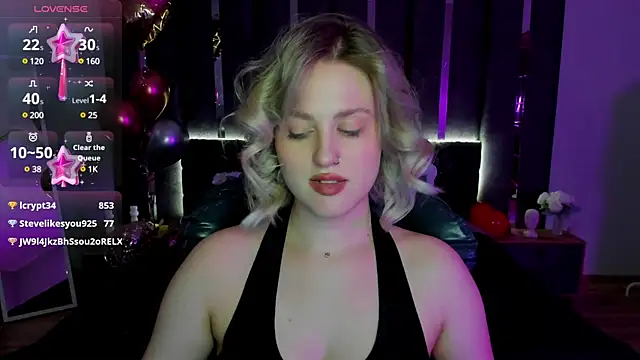 Snapshot of _Sarah_Soul_ chatting on 03-11-25, 07:04 Sarah Soul online show from 03-11-25, 07:04