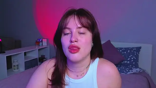 Snapshot of _Sarah_Soul_ chatting on 06-17-26, 10:54 Sarah Soul online show from 06-17-26, 10:54