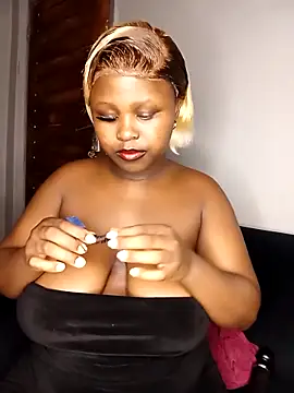 Dark Berry 26 online show from 02-18-26, 12:28