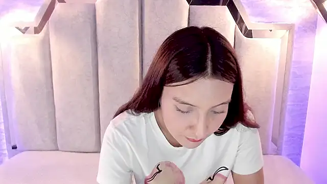  alaia collway  online show from 02-04-25, 12:22