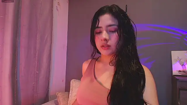 Snapshot of adara_johnson__ chatting on 04-24-26, 11:45 adara johnson online show from 04-24-26, 11:45