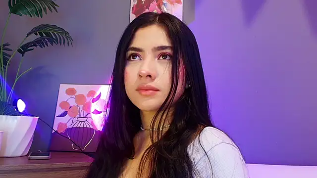 Snapshot of adara_johnson__ chatting on 07-17-26, 11:50 adara johnson online show from 07-17-26, 11:50