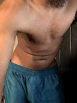 Snapshot of yosparky chatting on 09-19-25, 08:42 yosparky online show from 09-19-25, 08:42