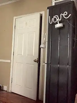 Snapshot of yosparky chatting on 09-21-25, 05:25 yosparky online show from 09-21-25, 05:25