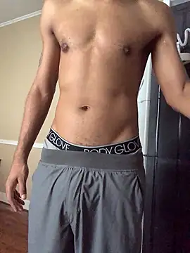 Snapshot of yosparky chatting on 10-03-25, 08:50 yosparky online show from 10-03-25, 08:50