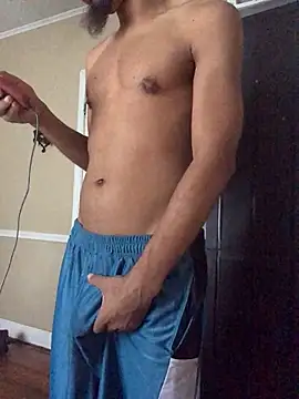 Snapshot of yosparky chatting on 11-12-25, 07:46 yosparky online show from 11-12-25, 07:46