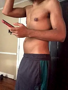 Snapshot of yosparky chatting on 11-17-25, 09:09 yosparky online show from 11-17-25, 09:09