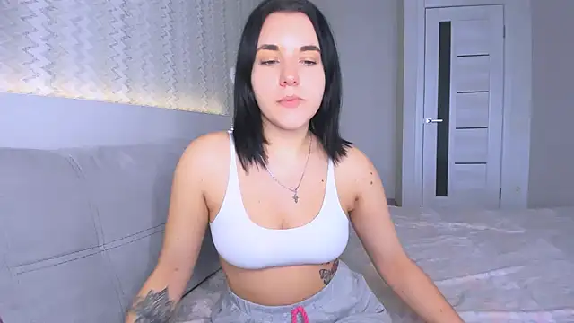 Kate Ree online show from 01-30-25, 01:21