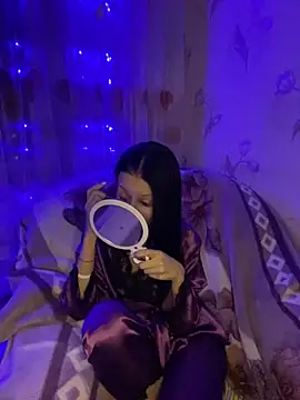 Snapshot of Starry_Siren chatting on 01-27-25, 05:15 Starry Siren online show from 01-27-25, 05:15