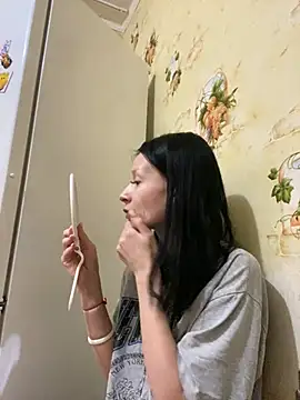 Snapshot of Starry_Siren chatting on 02-02-25, 02:13 Starry Siren online show from 02-02-25, 02:13