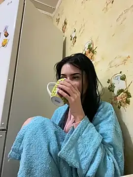 Snapshot of Starry_Siren chatting on 02-20-25, 07:41 Starry Siren online show from 02-20-25, 07:41