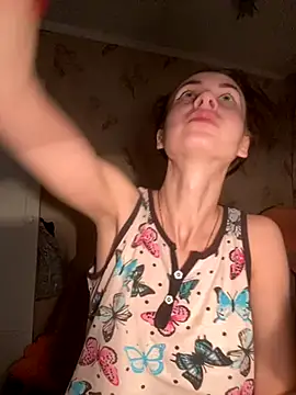 Snapshot of Starry_Siren chatting on 10-26-25, 05:41 Starry Siren online show from 10-26-25, 05:41