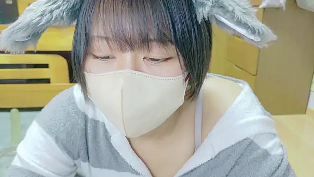 Snapshot of _usya_2525 chatting on 03-20-25, 03:47 usya 2525 online show from 03-20-25, 03:47