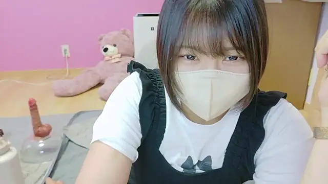 Snapshot of _usya_2525 chatting on 09-16-25, 06:47 usya 2525 online show from 09-16-25, 06:47