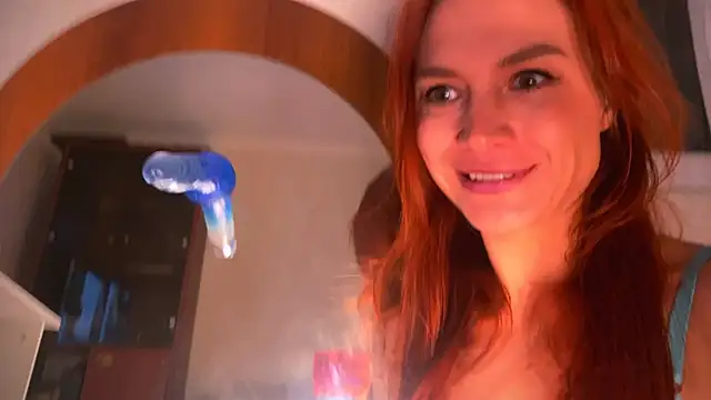 Snapshot of _polly_milk chatting on 09-28-25, 08:47 polly milk online show from 09-28-25, 08:47