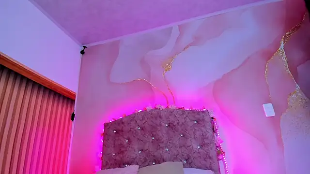 Daisy  rose online show from 03-17-25, 03:14