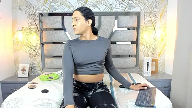 Alison Chan  online show from 02-09-26, 02:32