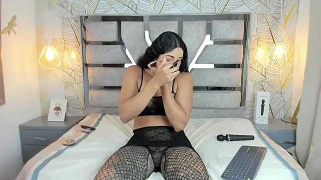 Alison Chan  online show from 04-16-26, 10:12