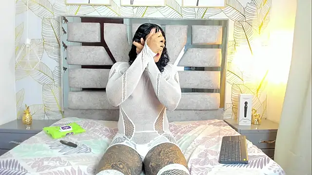 Alison Chan  online show from 05-28-26, 10:18