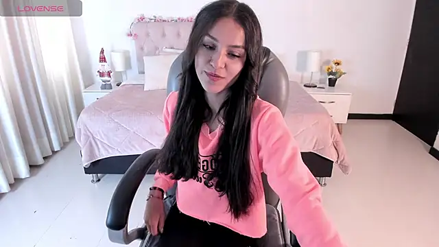 Snapshot of _Abby_23_ chatting on 12-27-24, 02:01 Abby 23 online show from 12-27-24, 02:01