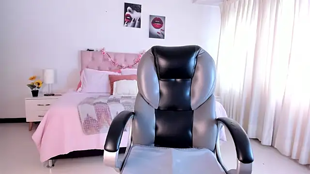 Snapshot of _Abby_23_ chatting on 03-02-25, 04:21 Abby 23 online show from 03-02-25, 04:21