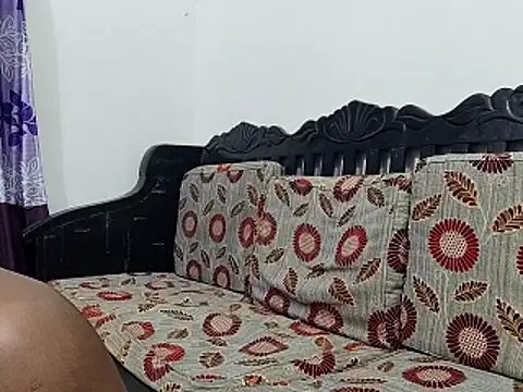 HunkyAriyan online show from 12-22-25, 01:19