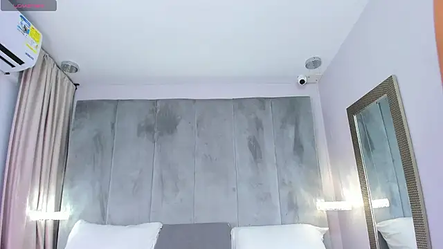 tifanyhills  online show from 02-03-26, 08:14