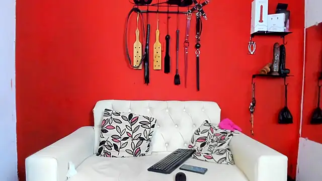 Snapshot of MIA_SOPHIA1 chatting on 01-31-25, 04:25 MIA SOPHIA1 online show from 01-31-25, 04:25