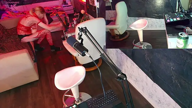 Doggyray44 online show from 12-21-24, 11:34