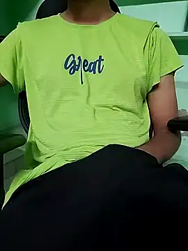 Smartboi007 online show from 12-08-24, 06:33