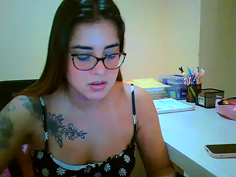 maliamiller online show from 02-04-26, 12:33