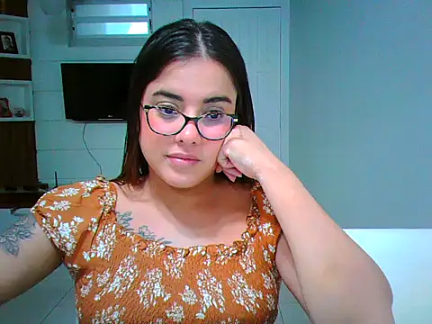 maliamiller online show from 04-02-26, 05:43