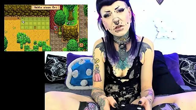 Snapshot of Purple_Coffin666 chatting on 05-22-26, 10:43 Purple Coffin666 online show from 05-22-26, 10:43
