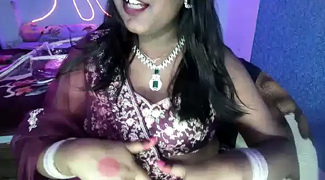 Snapshot of expression_queen chatting on 12-11-24, 05:48 expression queen online show from 12-11-24, 05:48