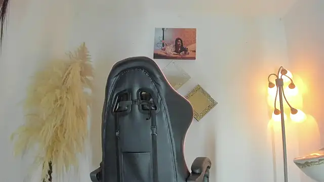 kattadoll online show from 02-28-26, 12:33