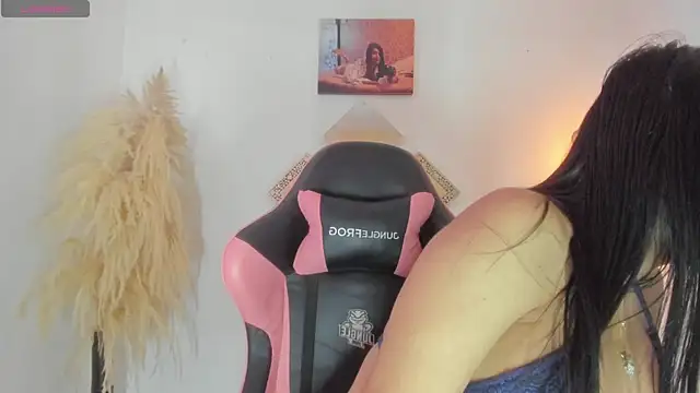 kattadoll online show from 04-07-26, 05:35