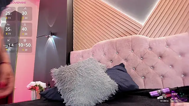 FelinaJohnson online show from 04-15-26, 08:20