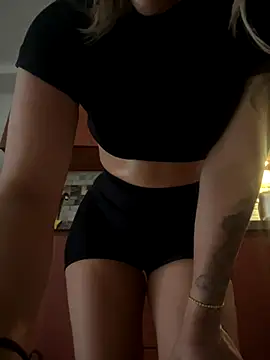 Snapshot of doll_celeste20 chatting on 09-15-25, 11:43 doll celeste20 online show from 09-15-25, 11:43