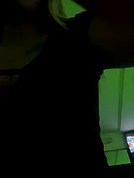 Snapshot of doll_celeste20 chatting on 11-10-25, 05:39 doll celeste20 online show from 11-10-25, 05:39