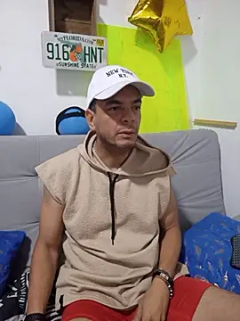 latinmartin73 online show from 10-12-25, 02:05