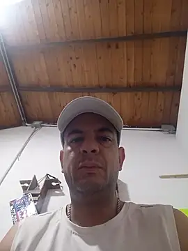 latinmartin73 online show from 10-26-25, 01:28