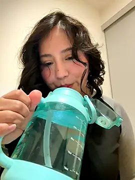 kittyfresita online show from 10-12-25, 12:20